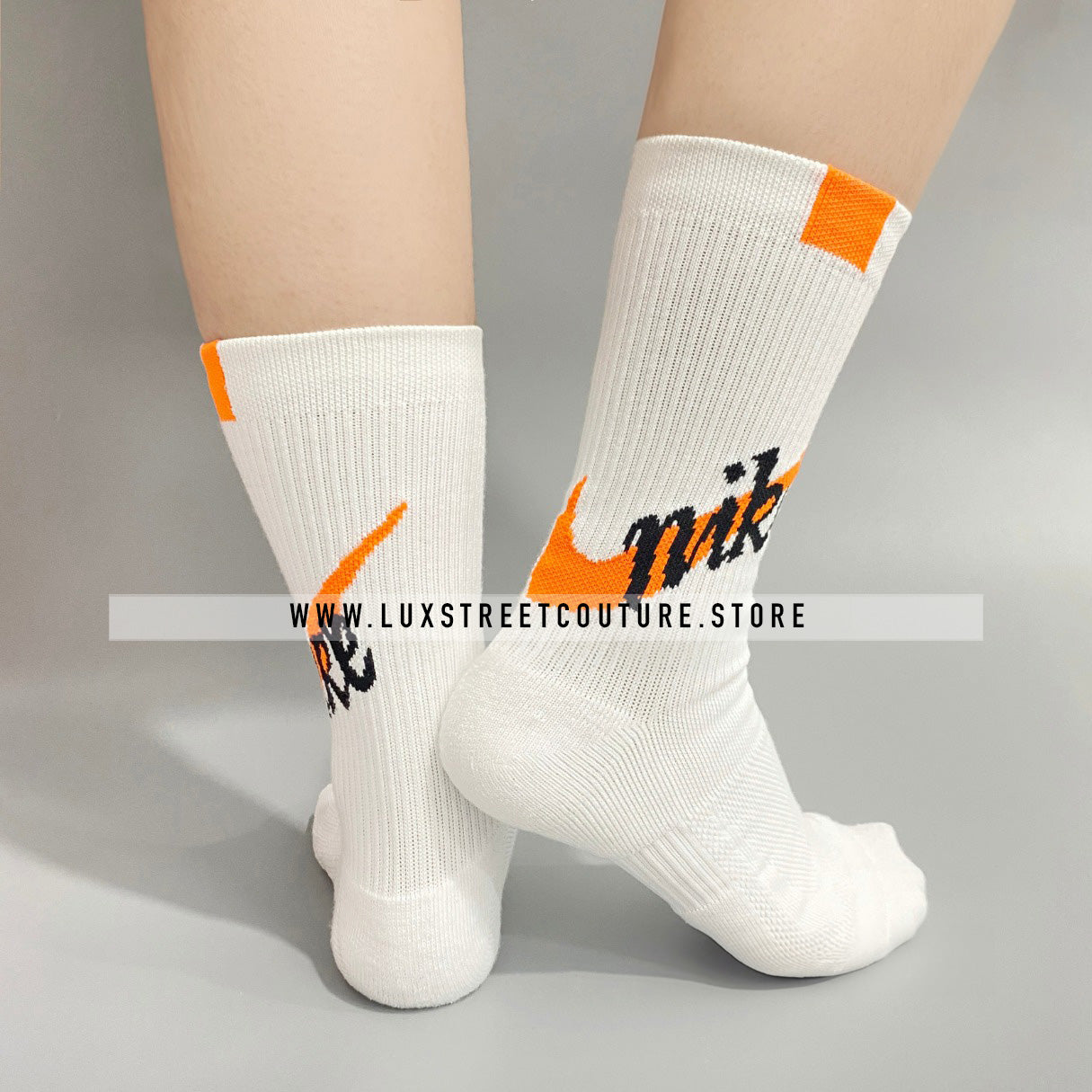 NlKE CUSHIONED SOCKS VINTAGE LOGO (3 PAIRS)