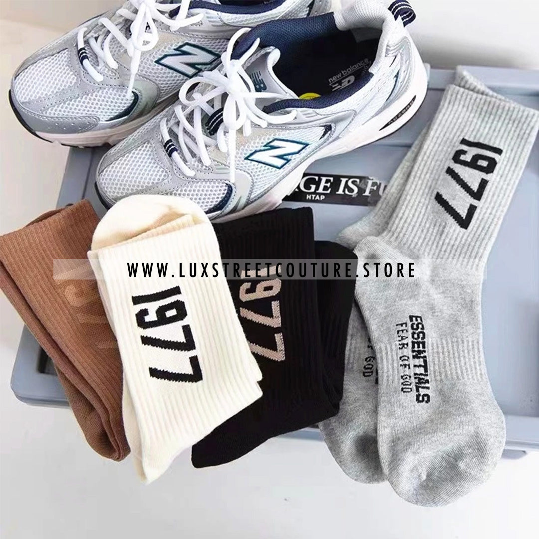 ESSEN.TIALS 1977 CREW SOCKS (4 PAIRS)