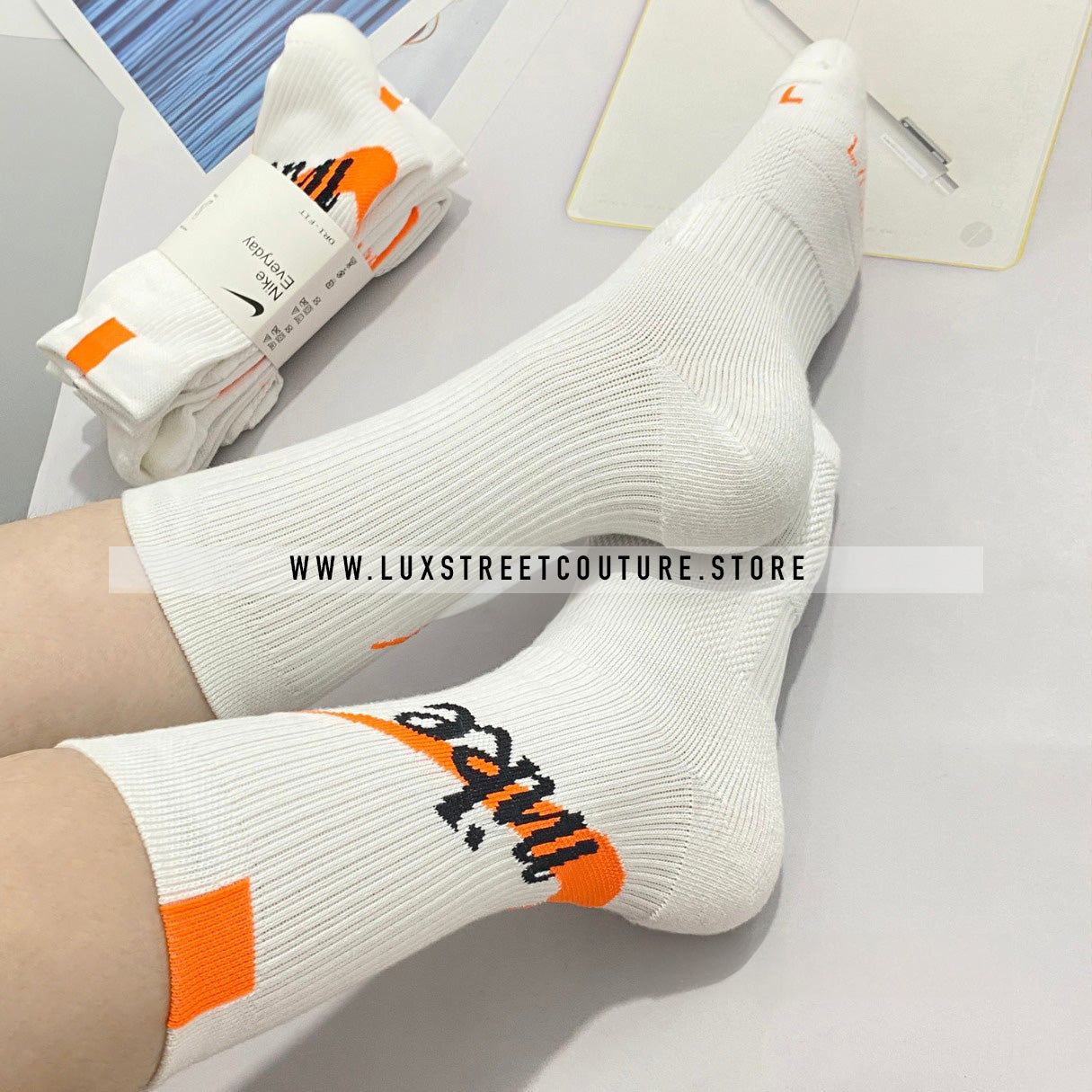 NlKE CUSHIONED SOCKS VINTAGE LOGO (3 PAIRS)